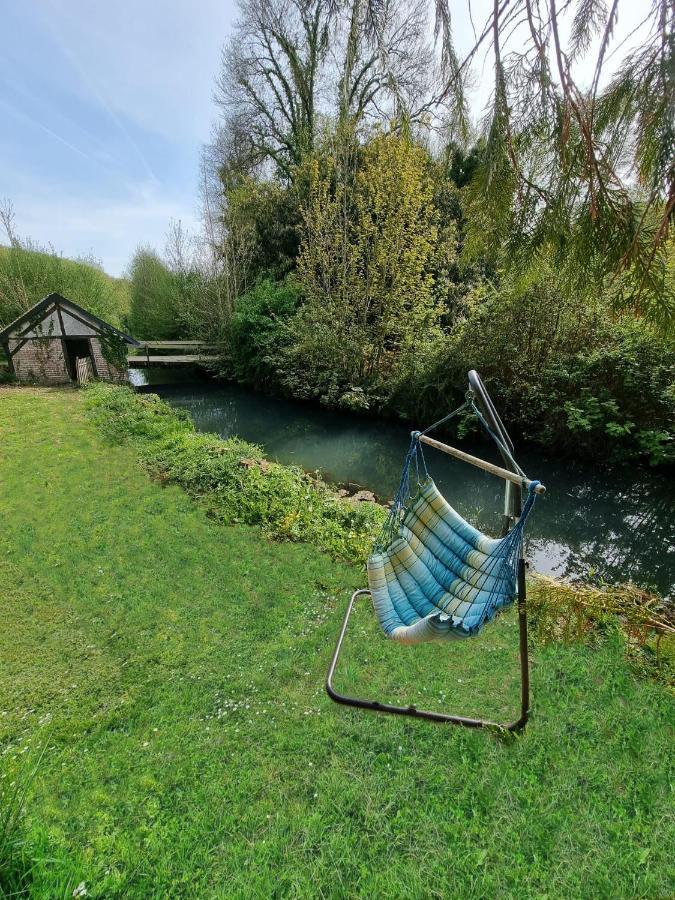 Le Domaine Du Cerf - Gites, Nature Et Spa サン・トゥアン・レ・ヴィーニュ エクステリア 写真
